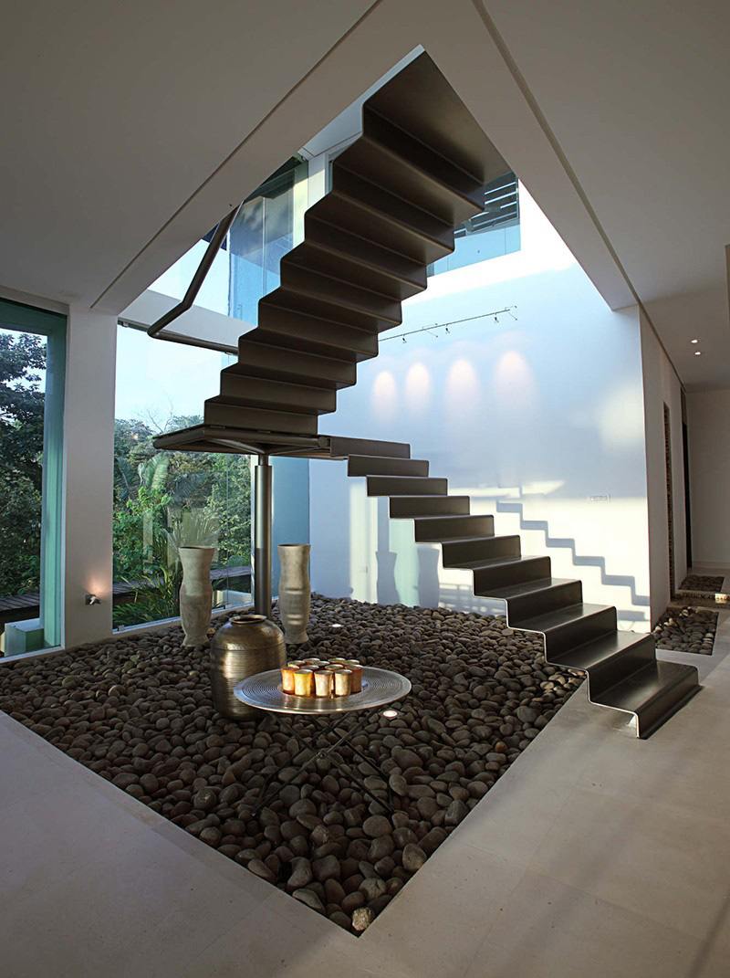 escalier-sans-rampe-demi-tournant-métallique-Ecostudio
