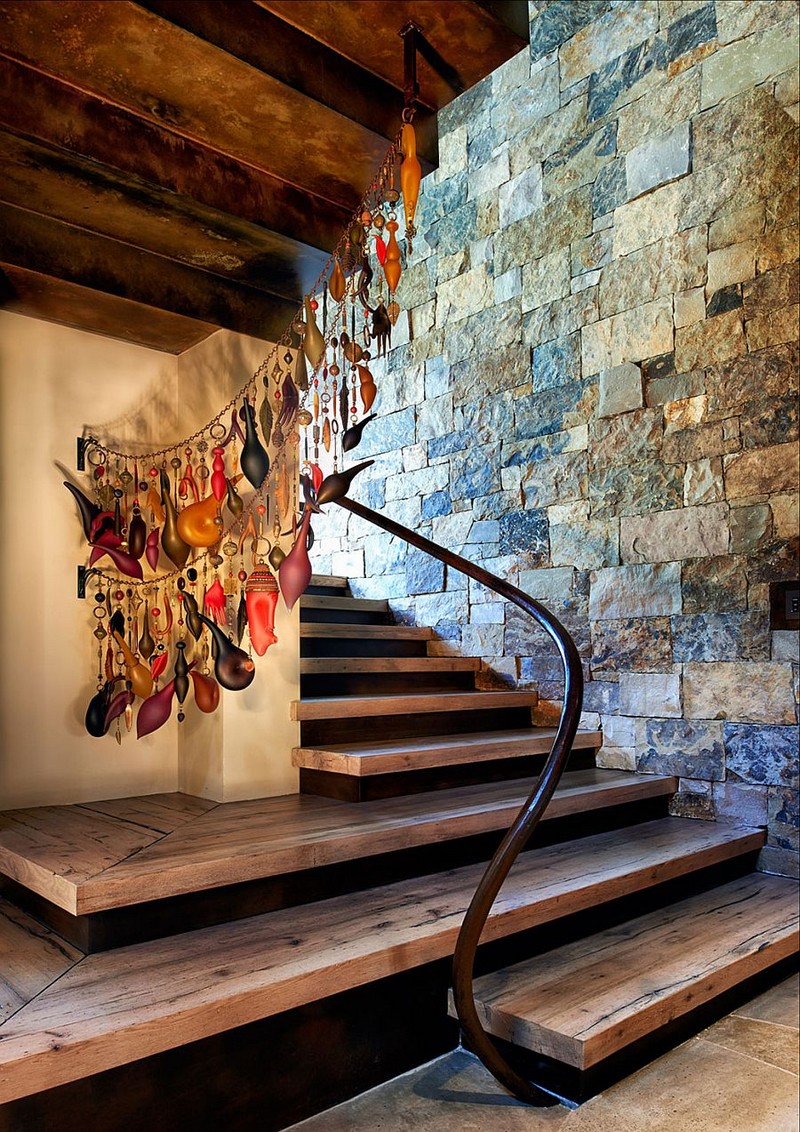 escaliers-bois-rampe-metal-pierre-parement escaliers en bois