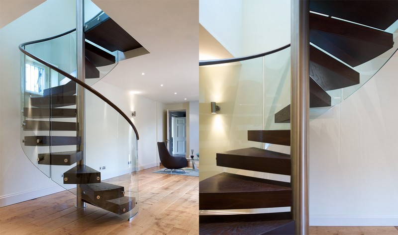 escaliers-bois-suspendu-marches-triangulaires-bois-brun-garde-corps-transparent escaliers en bois