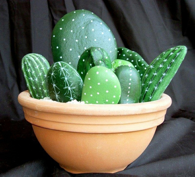 galets décoratifs cactus-verts-pot-terre-cuite