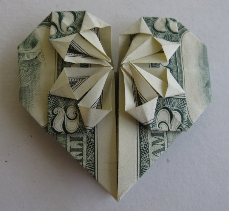 idée-cadeau-18-ans-origami-coeur-billet-banque