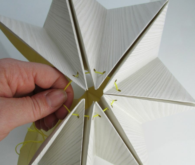 lampe-origami-faire-soi-meme-assemblage-corde-jaune lampe origami