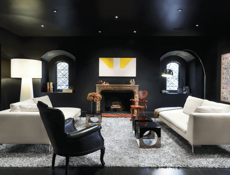 meubles-baroques-canapés-modernes-blanc-fauteuil-capitonné-cuir-noir
