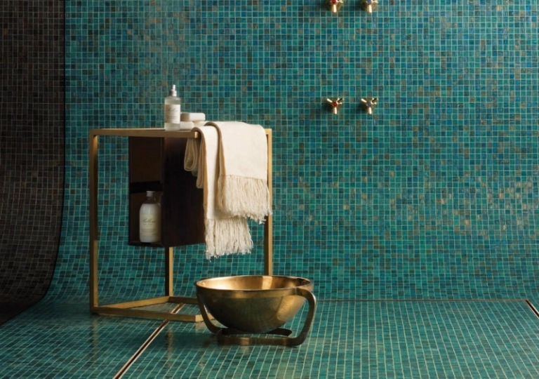 mosaique-salle-bain-vert-sarcelle-bleu-canard-fabuleux-accents-laiton