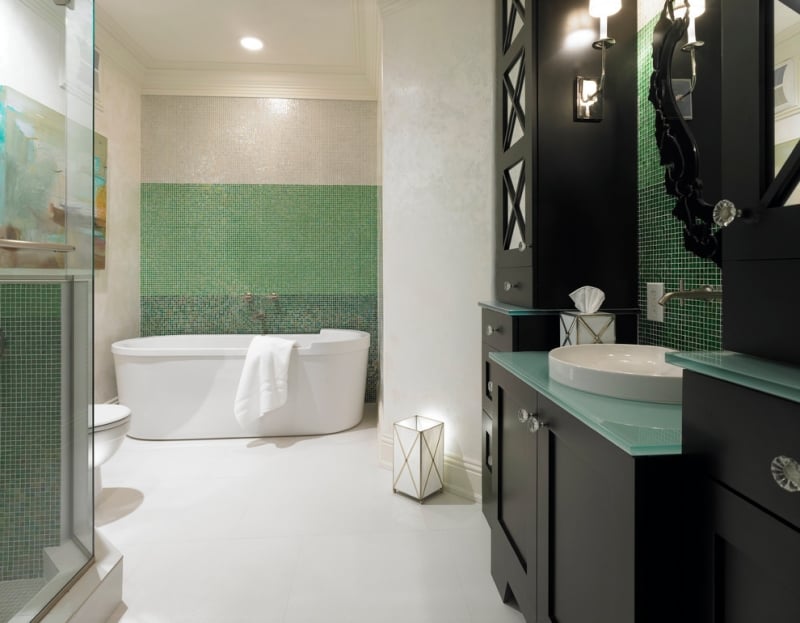 mosaique-salle-bain-verte-blanche-effet-dégradé