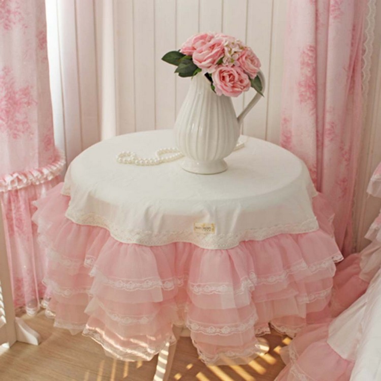 nappe-table-frou-frou-rose-poudré-blanc-pur-style-shabby-chic