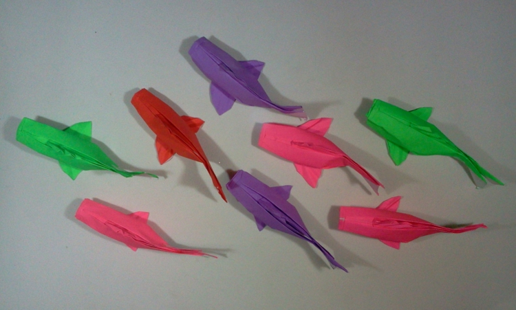 origami-animaux-carpe-koi-papier-origami-colore origami animaux