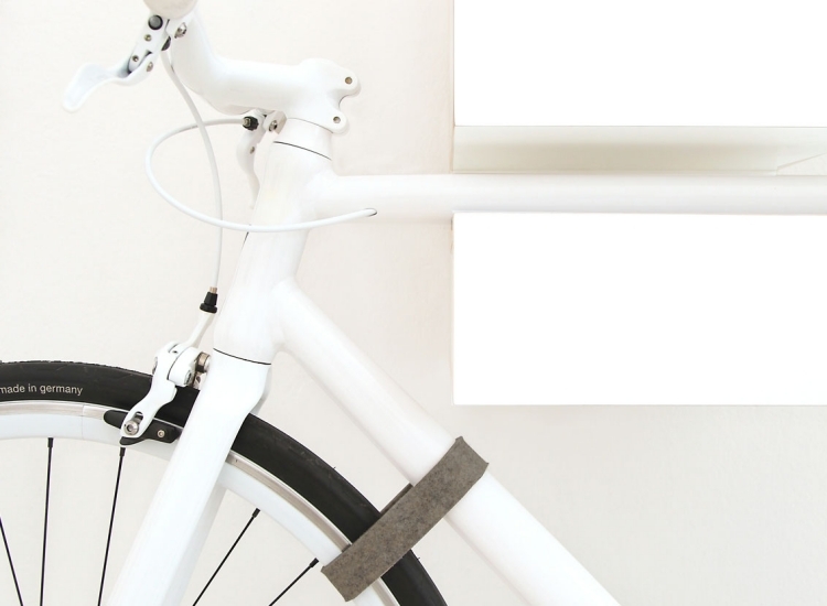 porte-vélo-mural-design-moderne-cube-blanc-rainure-fixer-cadre