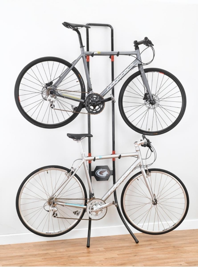 porte-vélo-mural-design-pratique-2-vélos-superposés