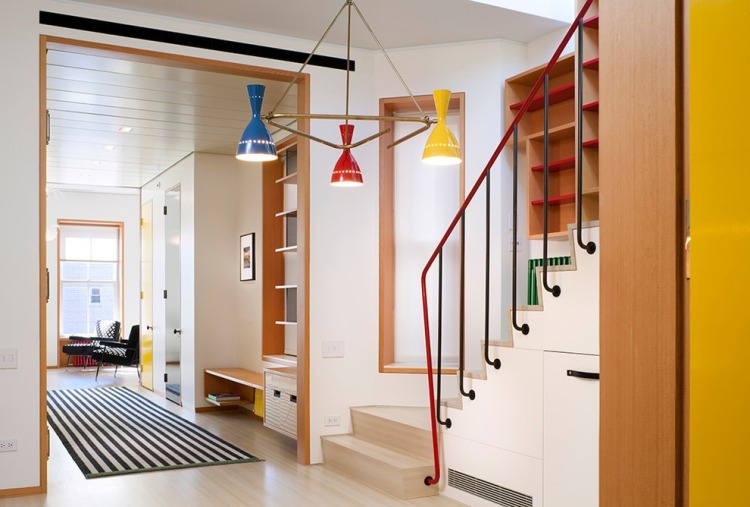 Rambarde escalier colorée comme accent de décoration Escalier décor Métal