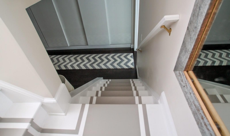 rénovation-escalier-éatpes-photos-après-peinture-décoration