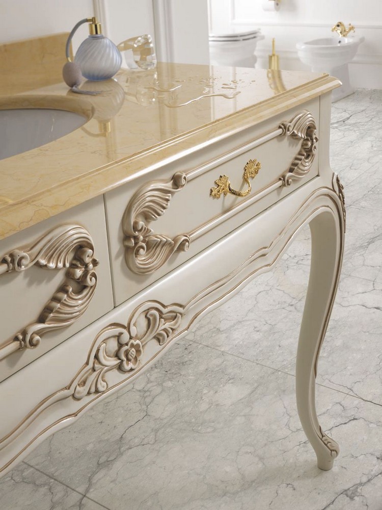 salle-bain-baroque-console-blanc-motifs-fleuris