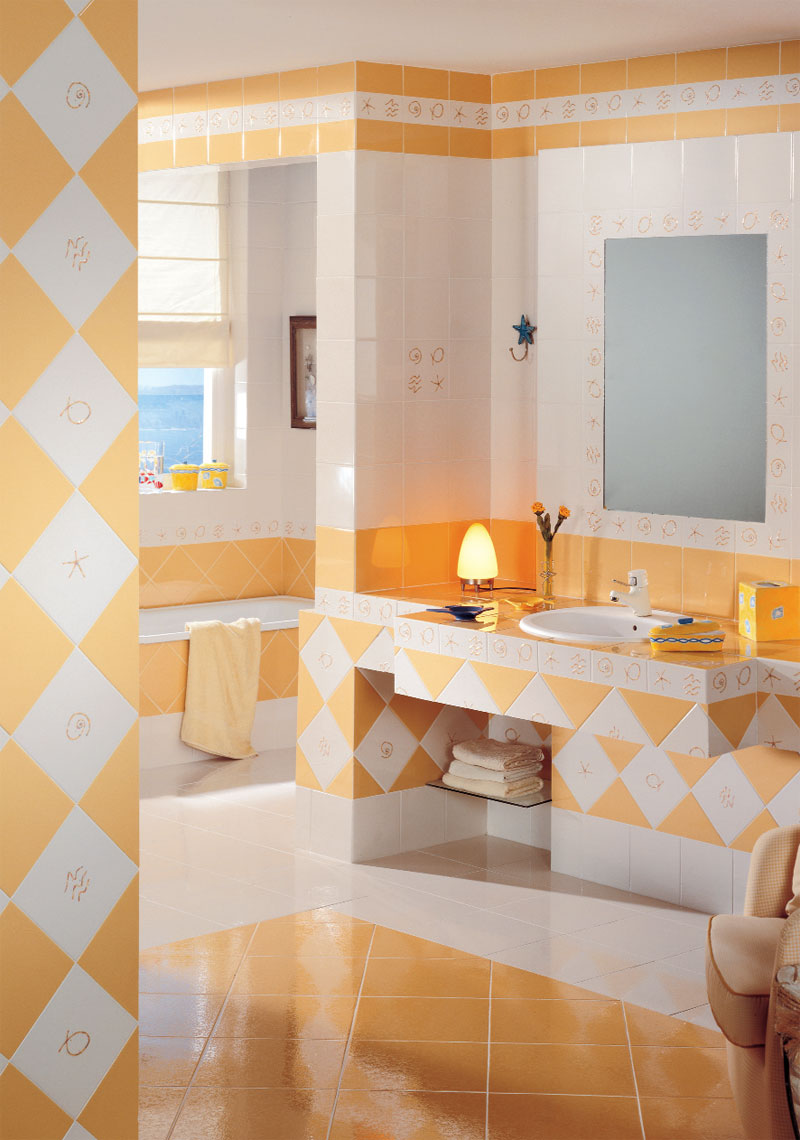 salle-bain-coloree-carrelage-orange-chaud-blanc