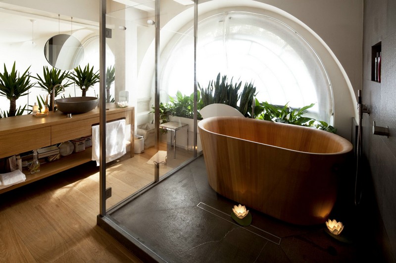 salle-bain-moderne-baignoire-bois-plantes-vertes-meuble-vasque-bois salle de bain moderne