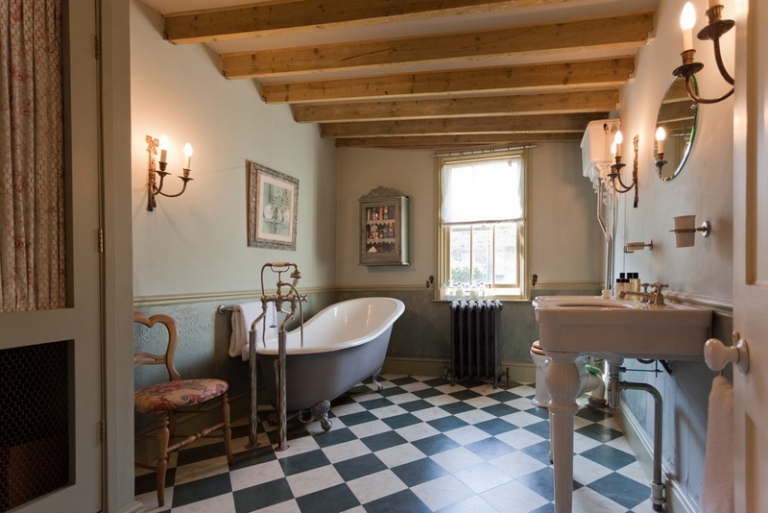 Salle De Bain Ancienne Rénovée