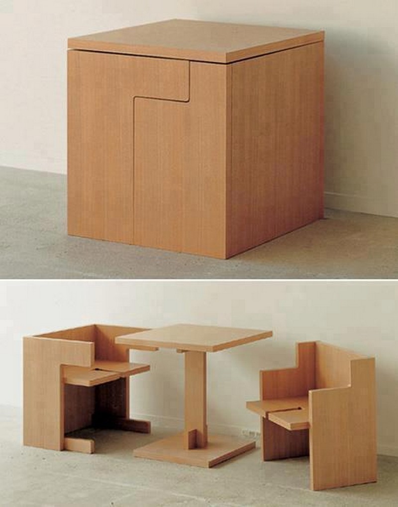 table-gain-place-chaises-assorties-cube-bois-transformable