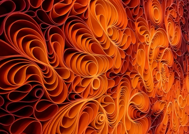 tableau-design-abstrait-orange-rouge-apparence-surdimensionnée