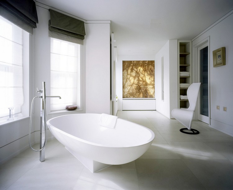 tableau-salle-bain-blanche-style-abstrait-nuances-dorées