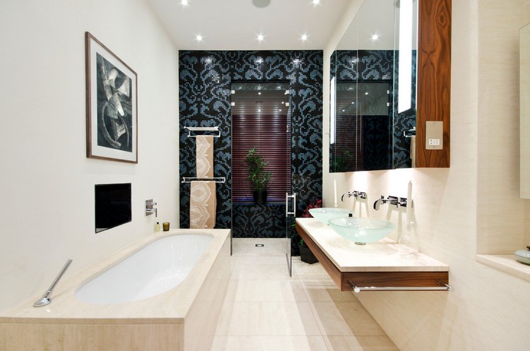 tableau-salle-bain-noir-blanc-mosaique-murale-arabesques