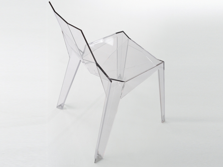 chaise-design-transparente-style-minimaliste-Poly-Bonaldo