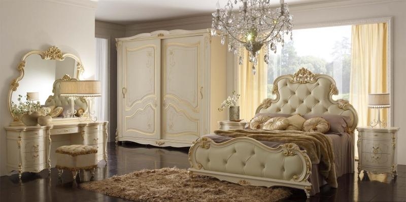 chambre style baroque beige-meubles-beige-crème