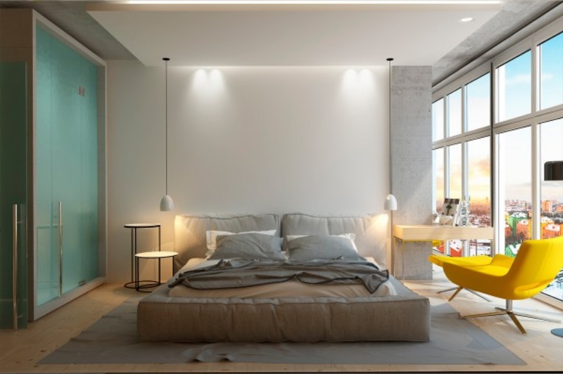 couleur-gris-appartement-chambre-principale-tete-lit-rembourree-armoire-vert-menthe-fauteuil-jaune