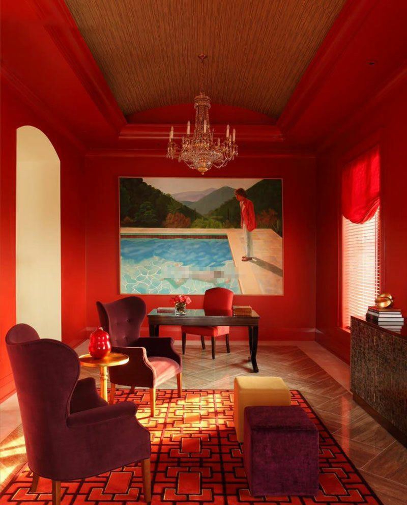 couleurs feng shui peinture-murale-rouge-parquet-massif-meubles-velours-assortis