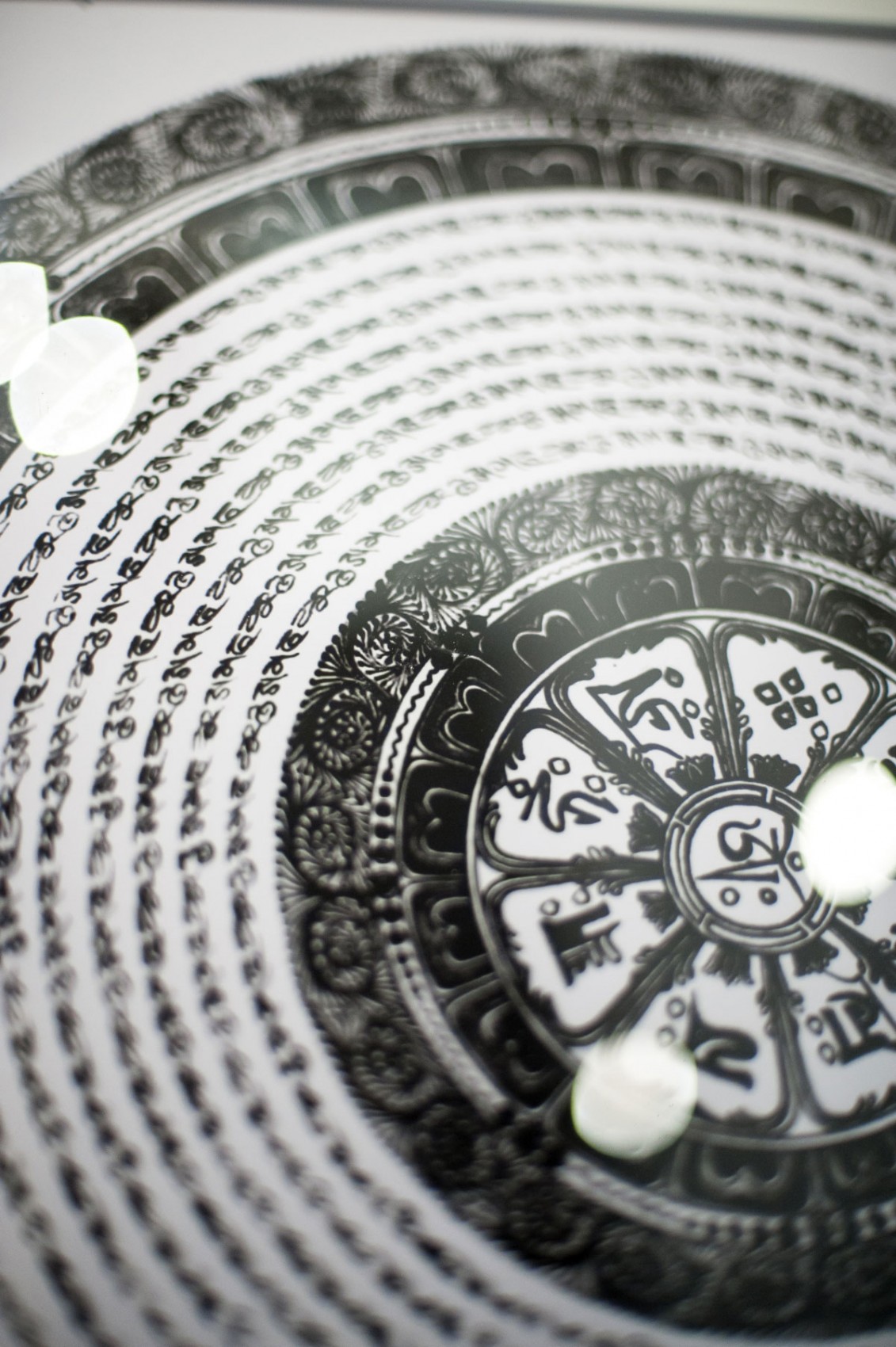 déco-noir-blanc-cadre-décoratif-motifs-Mandala