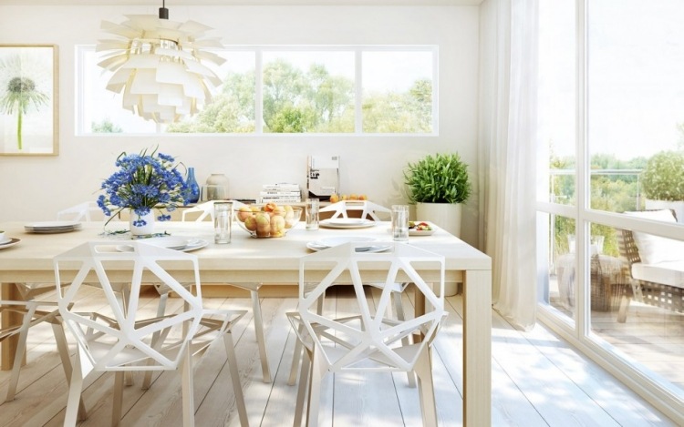 jardin-hiver-moderne-salle-manger-chaises-blanches-table-bois-clair jardin d’hiver