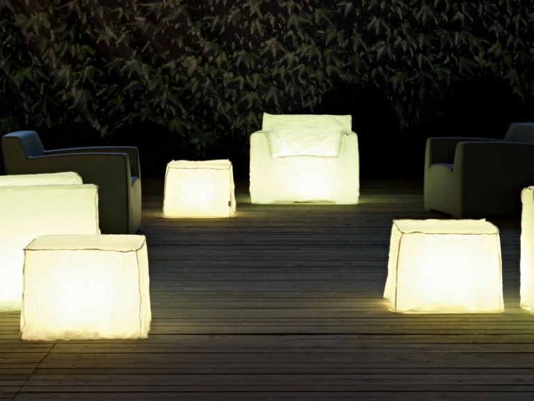 luminaire-exterieur-design-mobilier-exterieur-lumineux-INOUT-108L-gervasoni