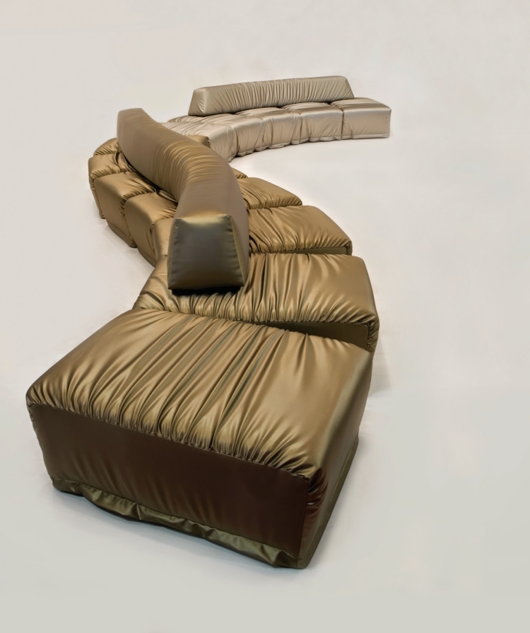 meubles-design-italien-Matrix-canapé-modulable-change-adopte-formes