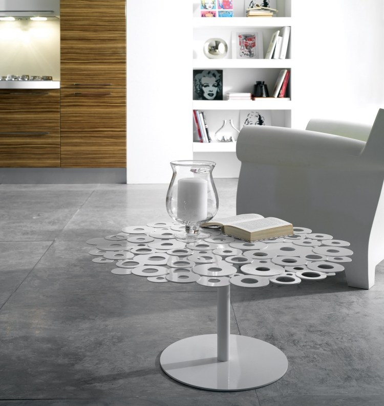 meubles-design-italien-table-salon-blanche-métallique-revêtement-poudre