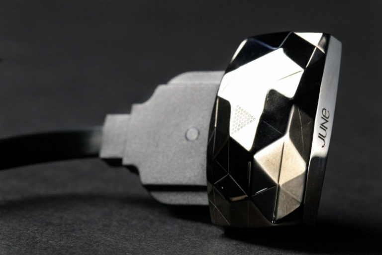 montres-connectées-bracelet-intelligent-design-June