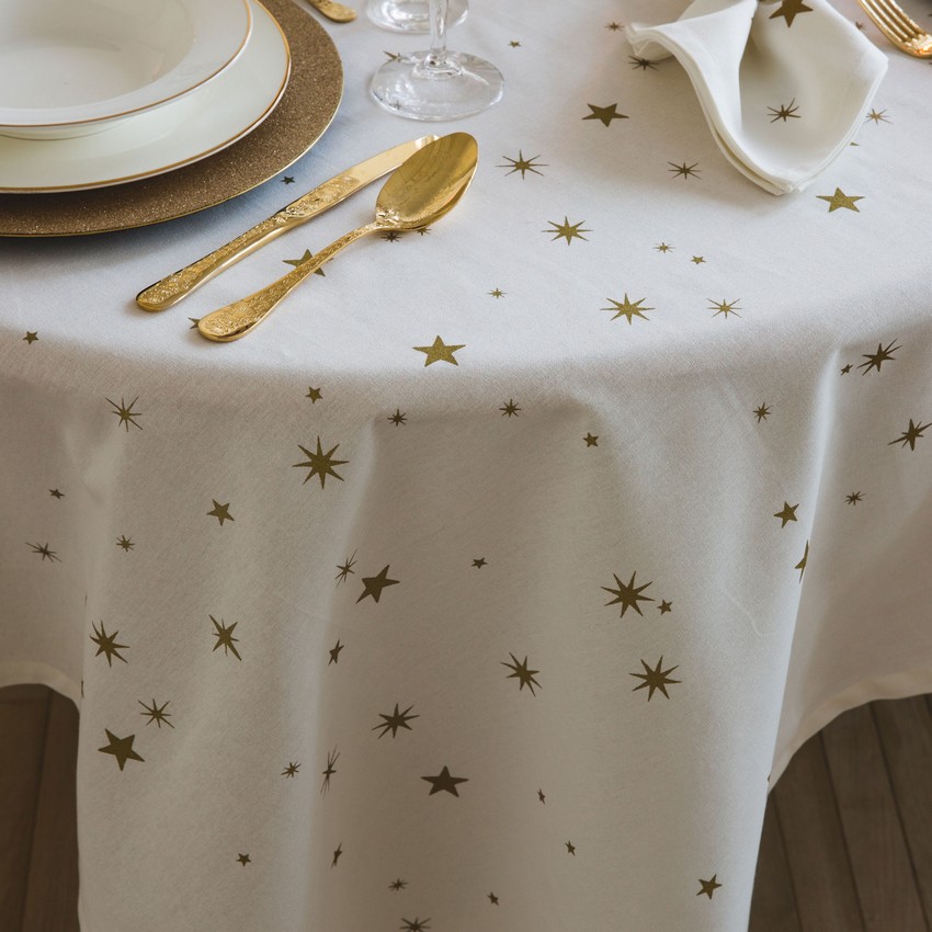 nappe-noel-zara-home-blanche-motif-etoiles-couleur-or