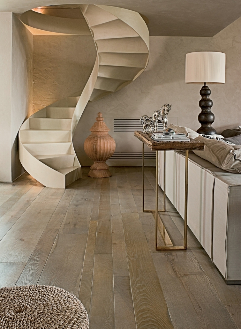 parquet-bois-massif-board-style-rustique-table-appoint-bois-metal-escalier-tournant