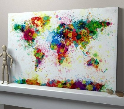 peinture sur toile abstraite-multicolore-motif-carte-monde