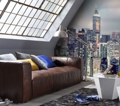 poster-mural-new-york-gratte-ciel-batiments-lumieres-ville-salon-canape-cuir-marron