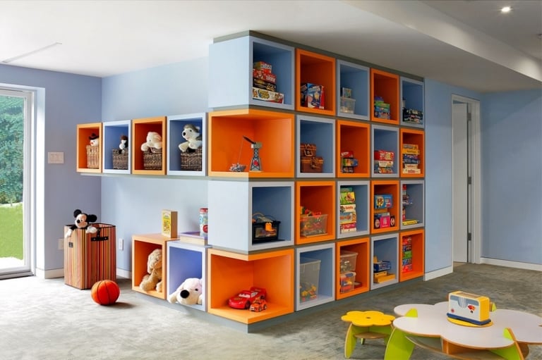 rangement-cube-mural-angle-chambre-enfant-orange-bleu-pastel