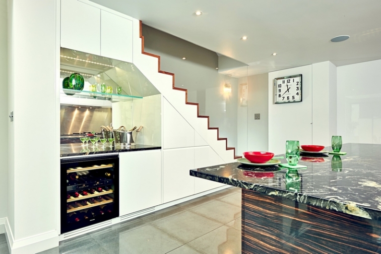 rangement-sous-escalier alternatif aménagement cuisine