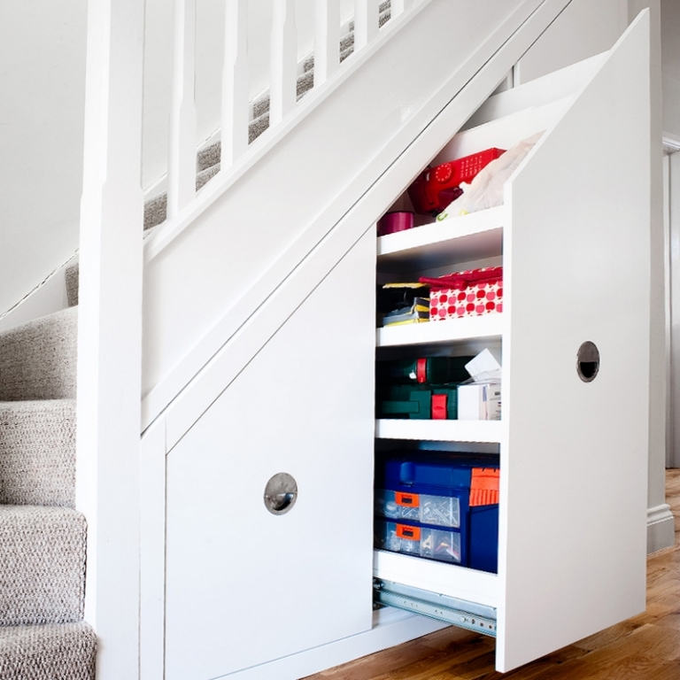 rangement-sous-escalier design Avar Furniture