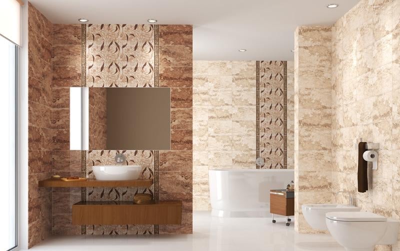 salle-bain-travertin-marron-beige-pastel-mobilier-bois-massif-vasque-céramique