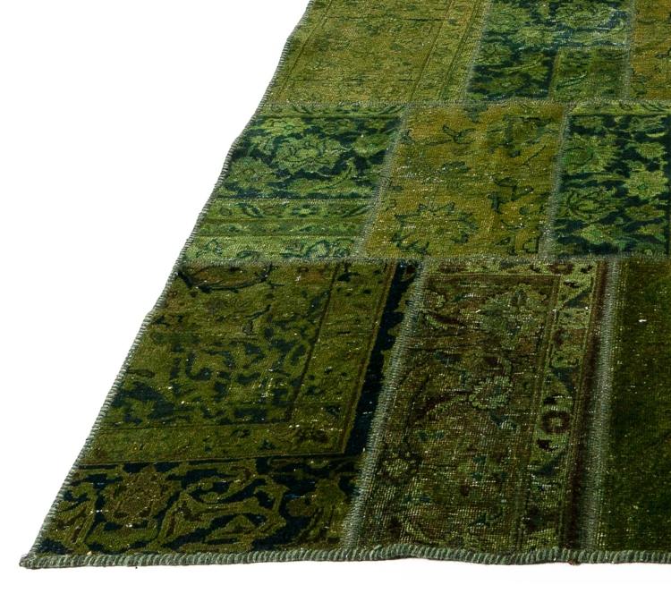 tapis-patchwork-vintage-Ebru-vert-bouteille-motifs-exotiques