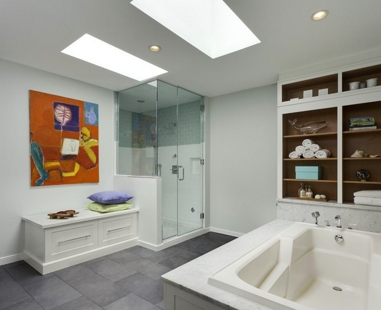 Banc salle de bain un petit meuble avantageux et distingué Décor Baignoires Rangement