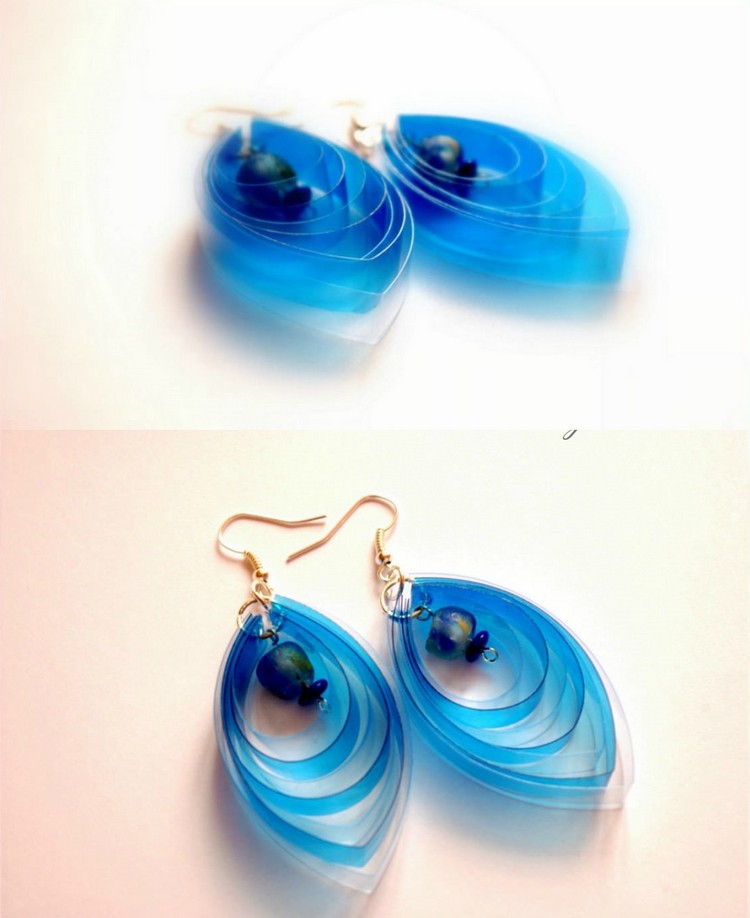 bouteille en plastique pendants-boucles-oreilles-bandes-plastique-bleu