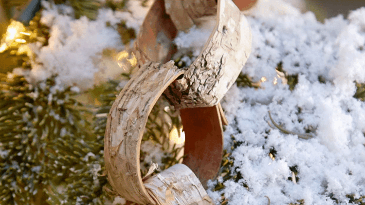 bricolage de Noël facile ecorce-arbre-guirlande-ecorce-souple