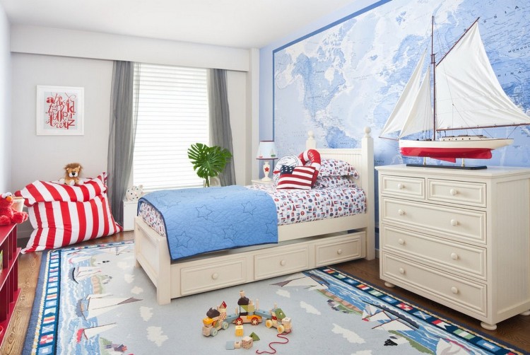 chambre-enfant-bleu-poster-mural-carte-géo-lit-commode-bois-tapis