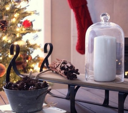 cloche-verre-décorer-Noël-bougie-blanche-traineau-ancien