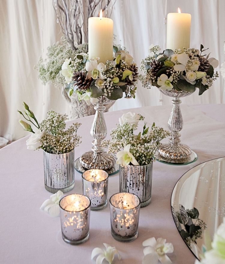 décoration-florale-table-hivernale-bougeoirs-verre-mercurisé