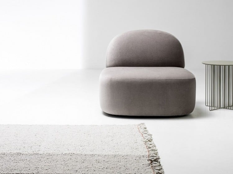 fauteuil design scandinave - gris-clair-design-inhabituel-GUEST-Armchair-la-cividina