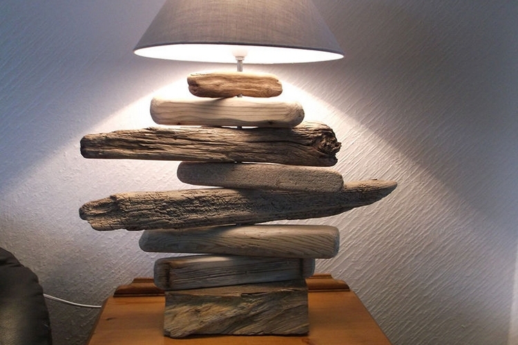 lampe-bois-flotté-poser-table-chevet-abat-jour-gris-perle